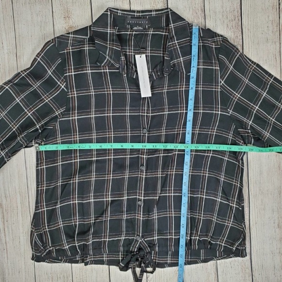 Sanctuary | NWT Plaid knot front top - Picture 6 of 6